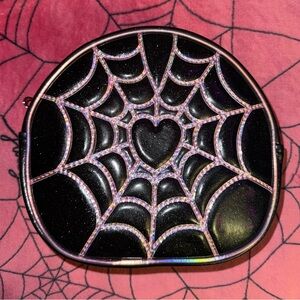 Double K Originals Heart Web crossbody bag